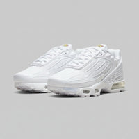 NIKE AIR MAX PLUS TRIPLE WHITE