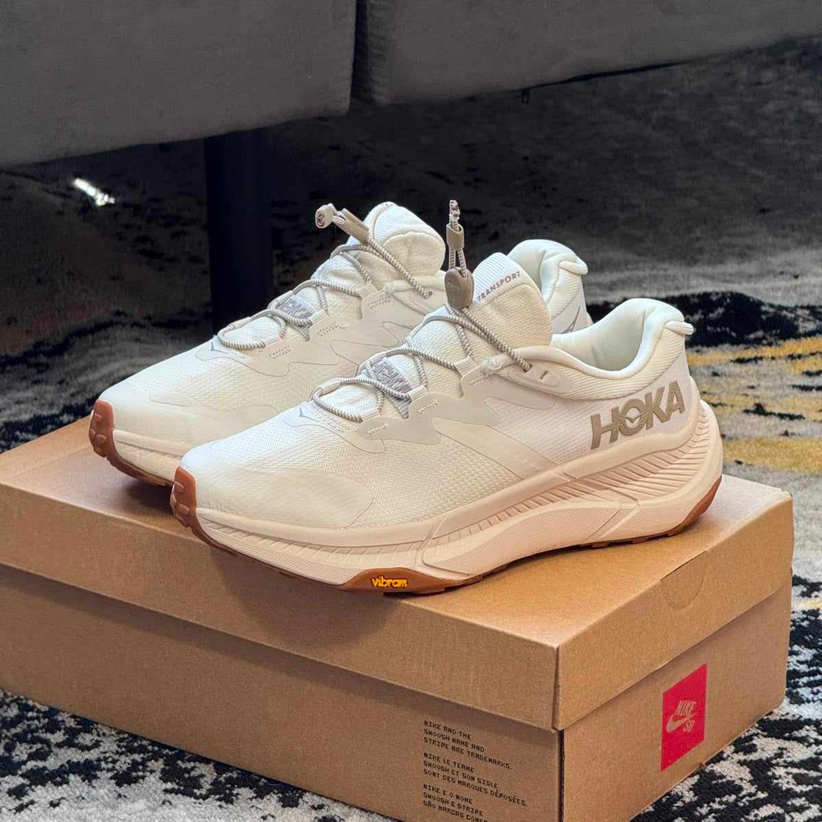 HOKA TRANSPORT
