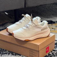 HOKA TRANSPORT
