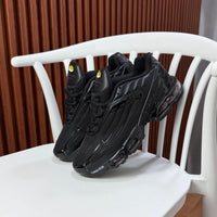 NIKE AIR MAXPLUS TRIPLE BLACK