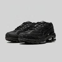 NIKE SHOX SUPREME