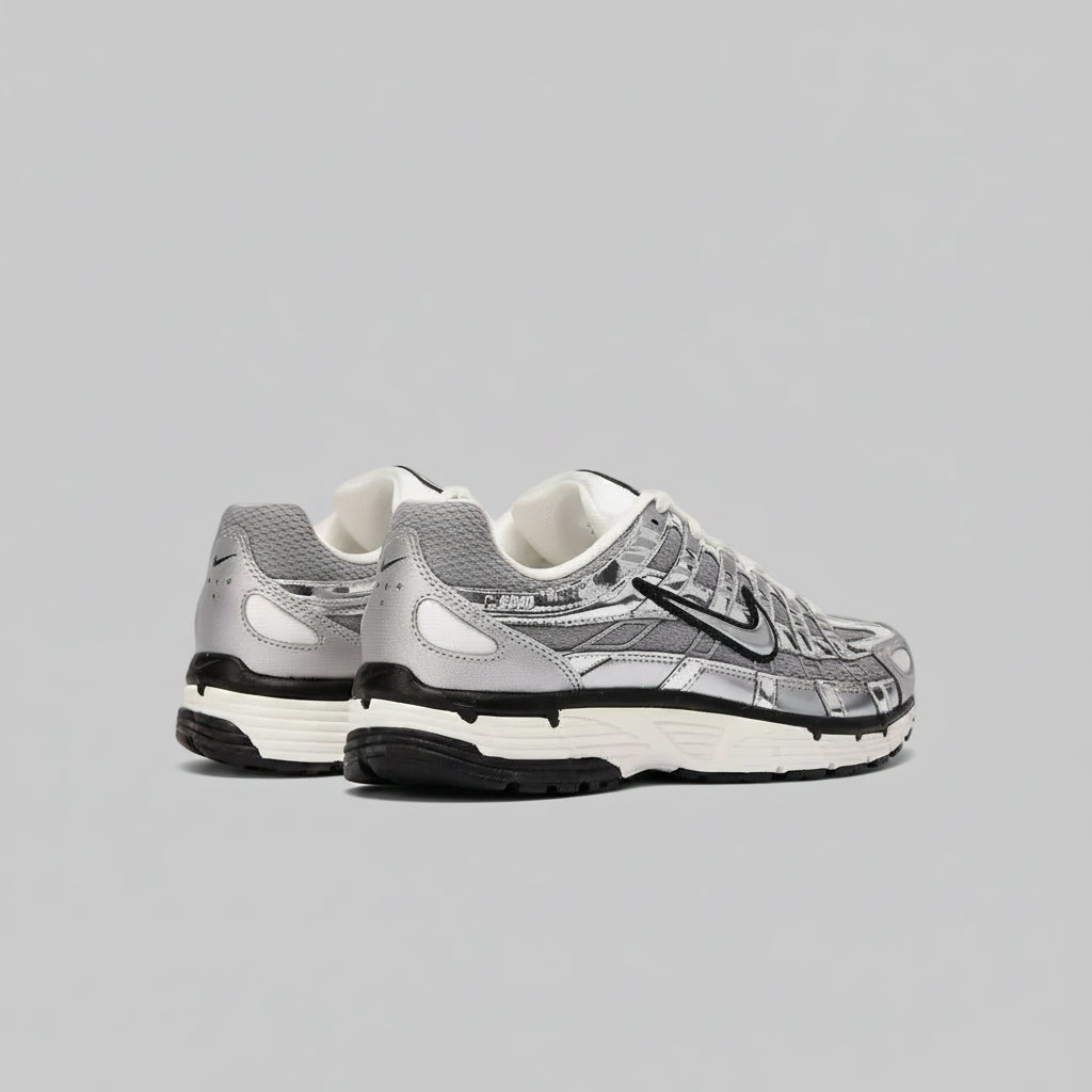 NIKE P-6000 METALLIC SILVER