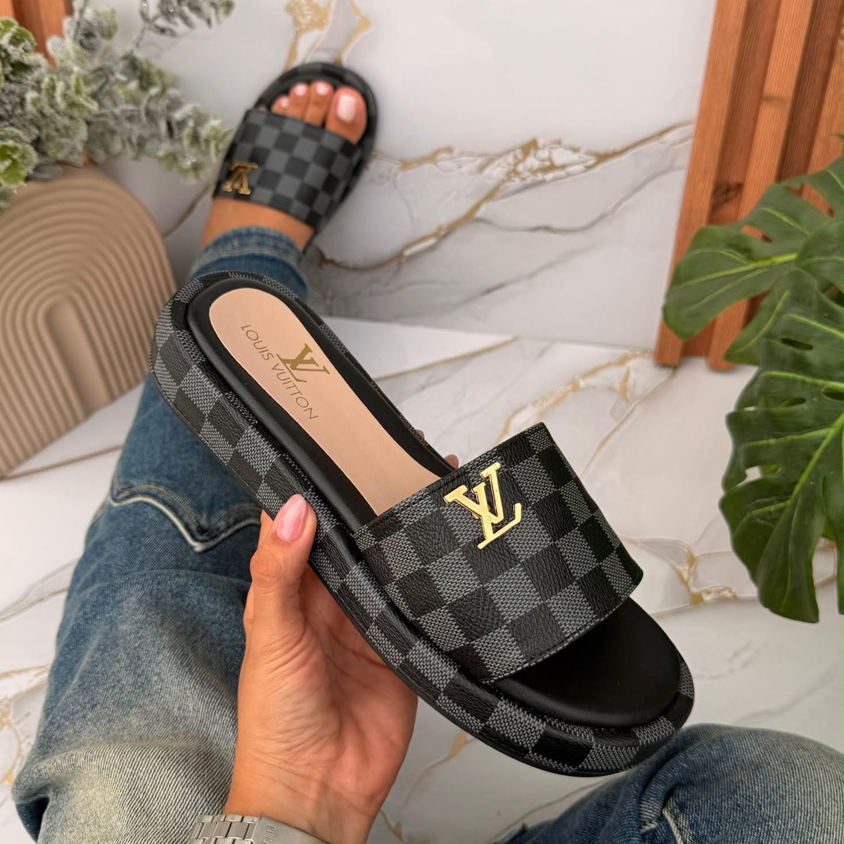 SANDALIAS LOUIS VUITTON