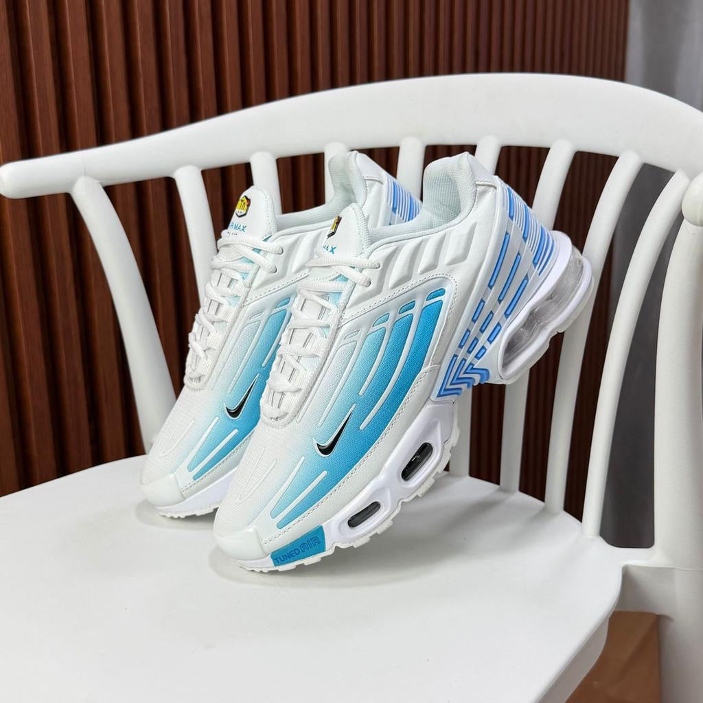 NIKE AIR MAX PLUS ICE BLUE