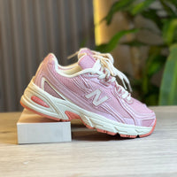 NEW BALANCE 740