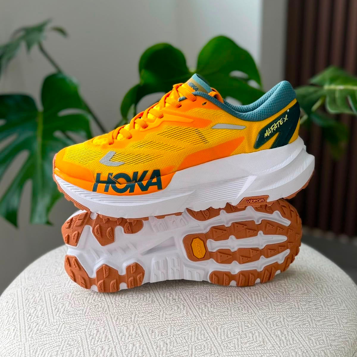 HOKA