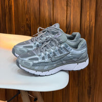 NIKE P6000