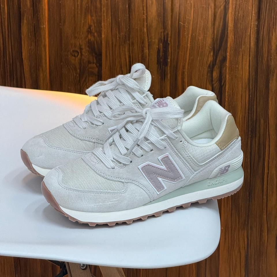 NEW BALANCE 574