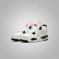JORDAN RETRO 4