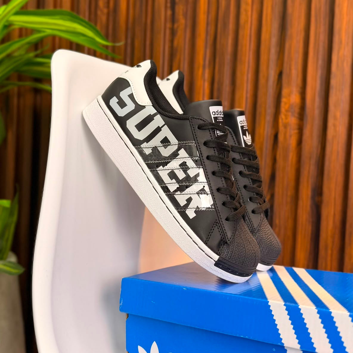 ADIDAS SUPERSTAR