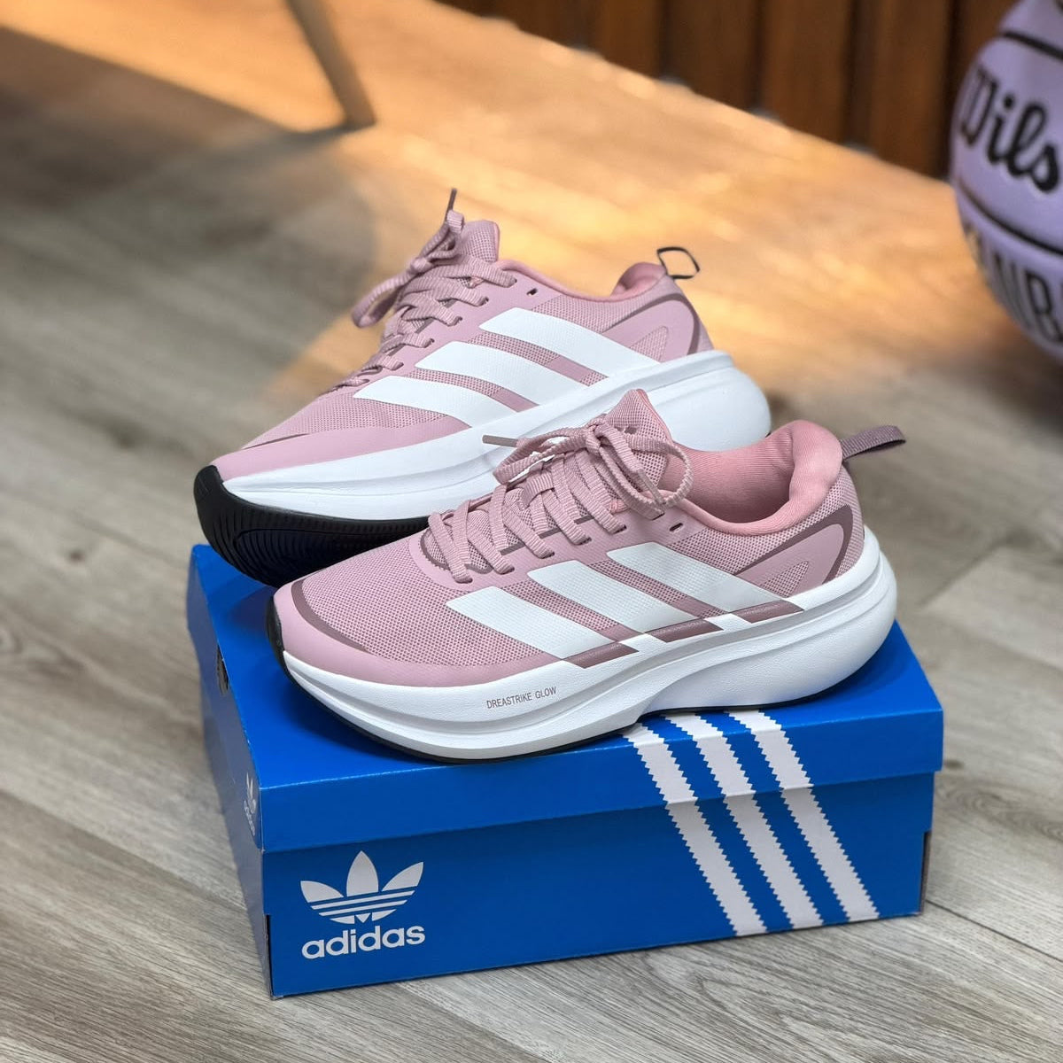 ADIDAS ADISTAR