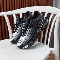 NIKE AIR MAX PLUS BLACK
