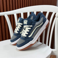 VANS HYLANE