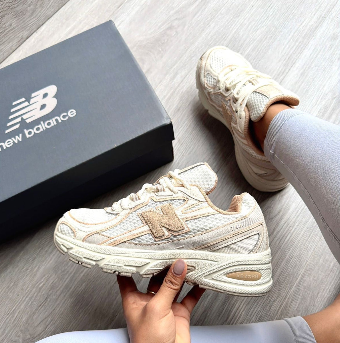 NEW BALANCE 740