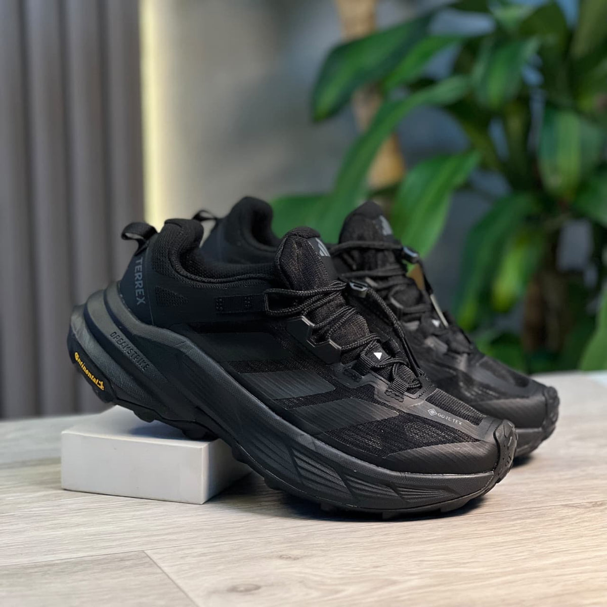 ADIDAS TERREX