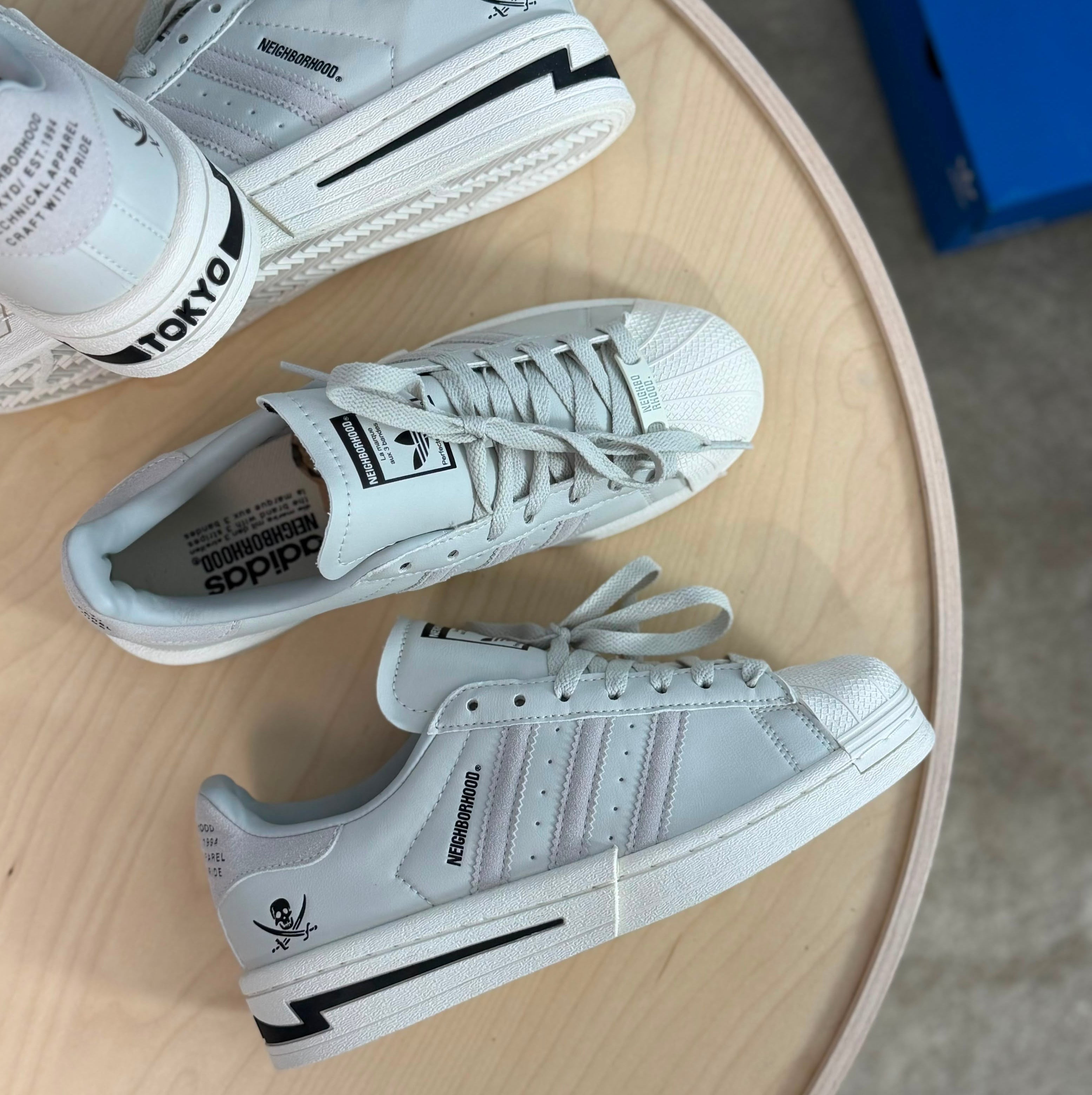 ADIDAS SUPERSTAR