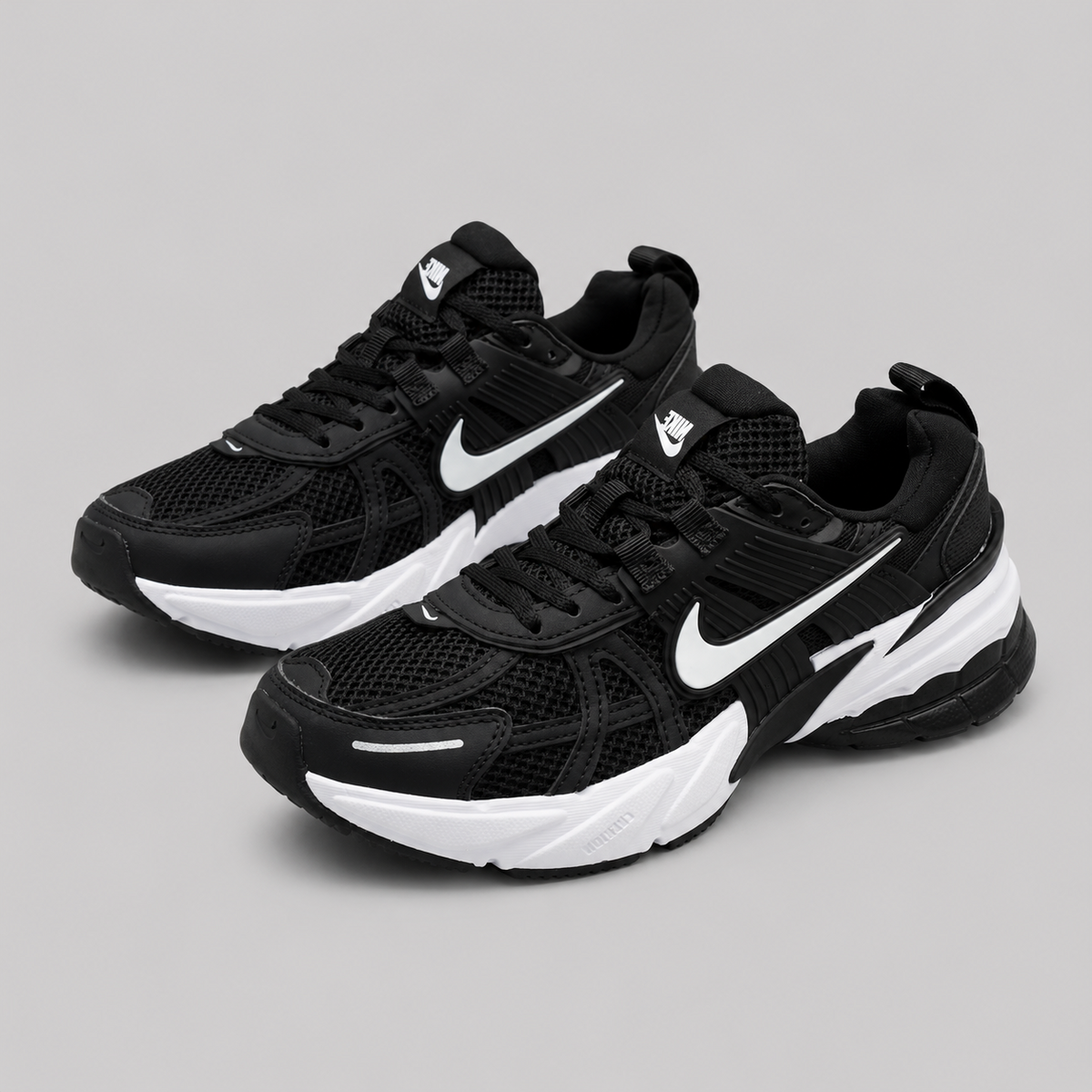 NIKE V2K