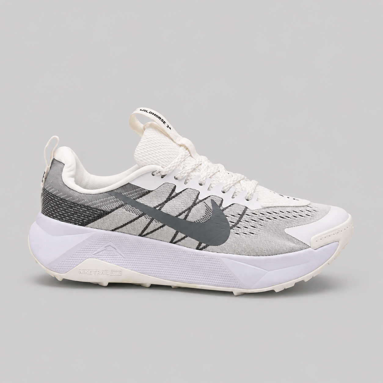 NIKE TRAIL