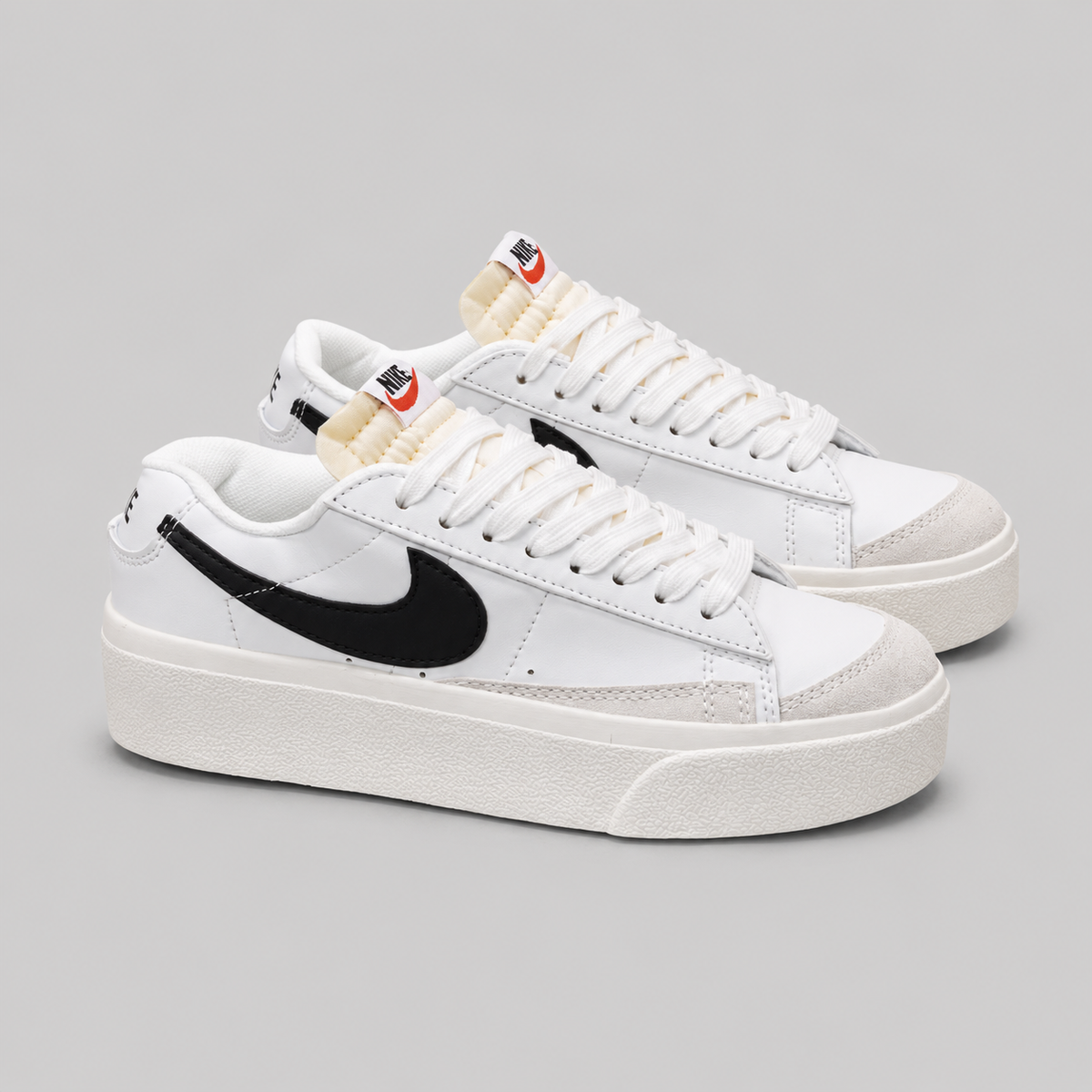 NIKE BLAZER PLATAFORMA