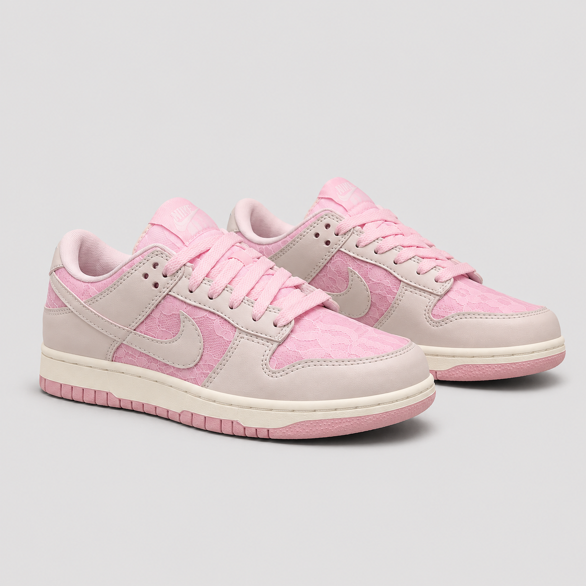 NIKE DUNK REGAL PINK