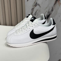 NIKE CORTEZ