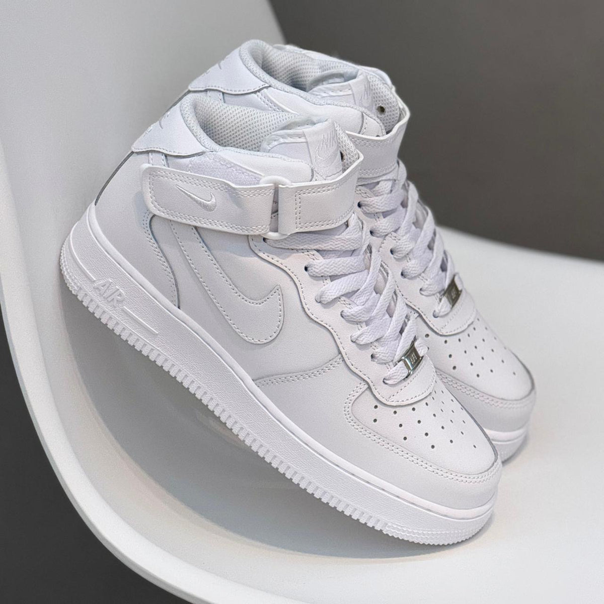 NIKE AF1 BOTA