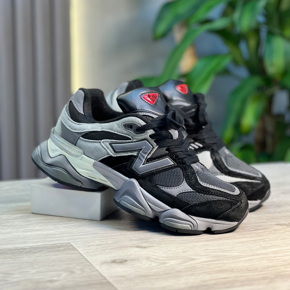 NEW BALANCE 9060 BLACK GREY