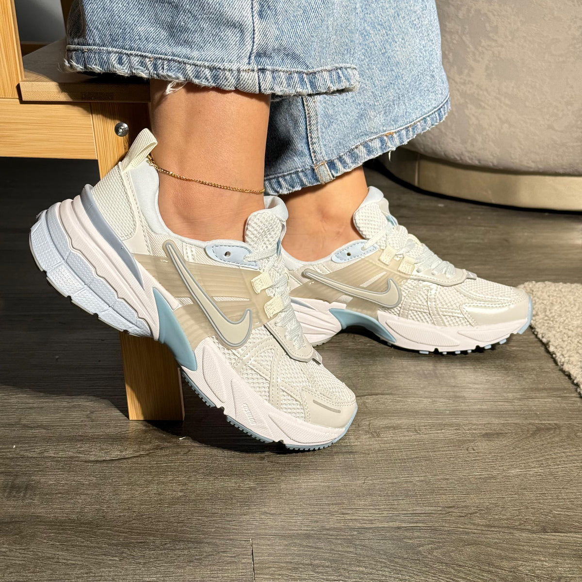 NIKE V2K