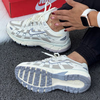 NIKE P6000
