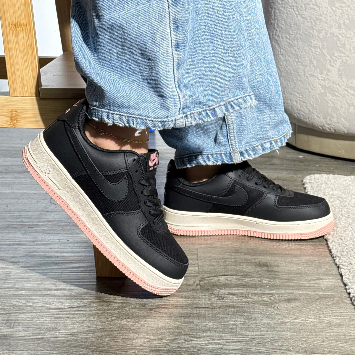 NIKE AF1