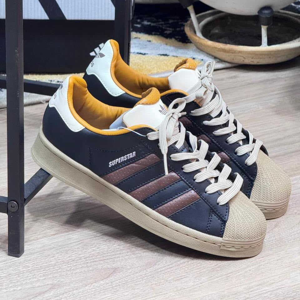 ADIDAS SUPERSTAR