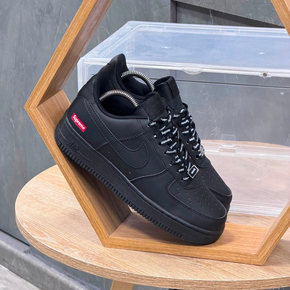 NIKE AF1