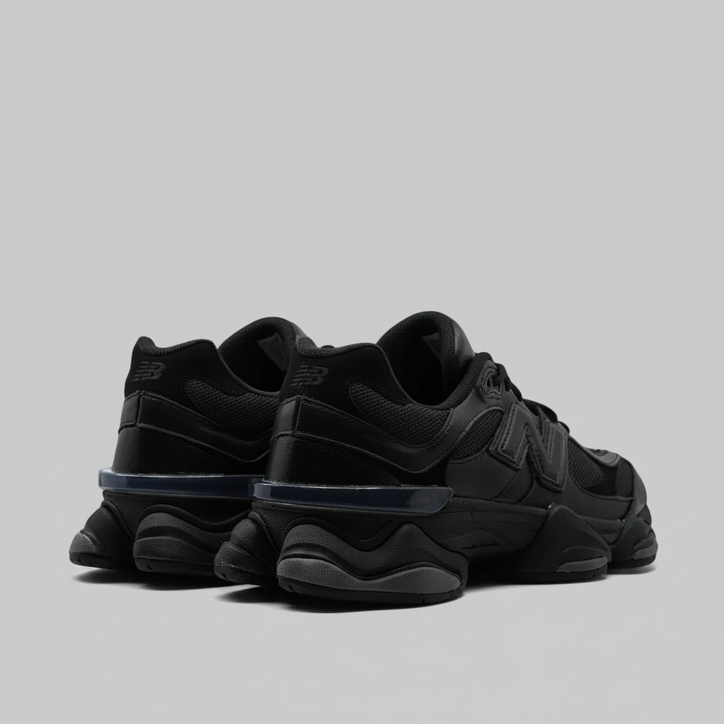 NEW BALANCE 9060 TRIPLE BLACK