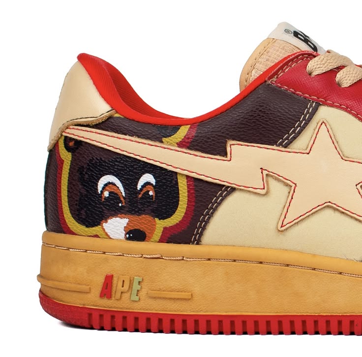 BAPE STA KANYE WEST
