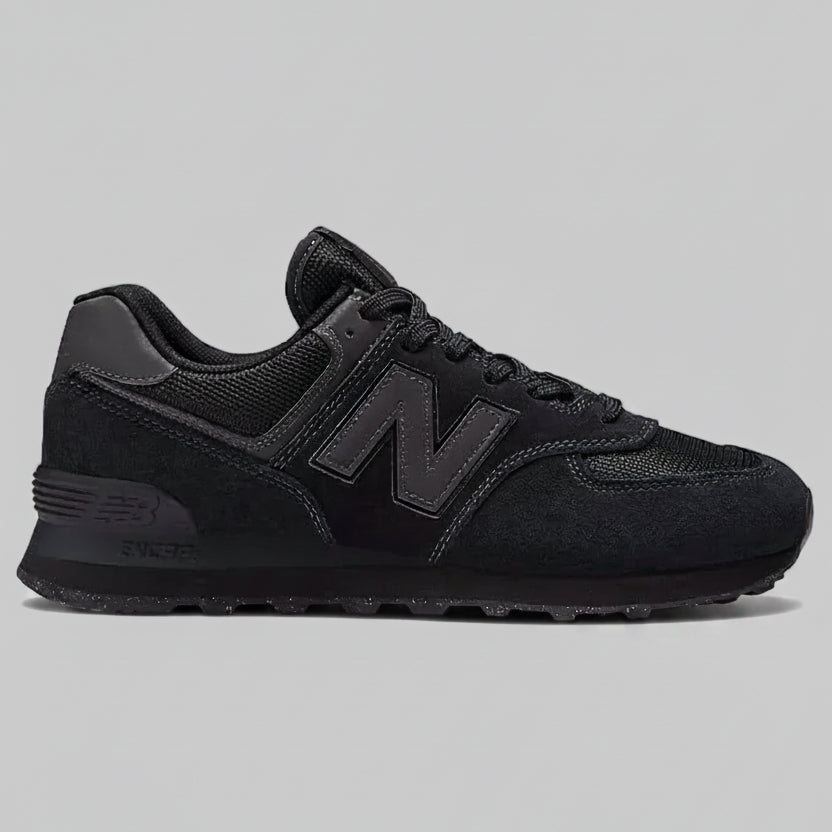 NEW BALANCE 574 TRIPLE BLACK